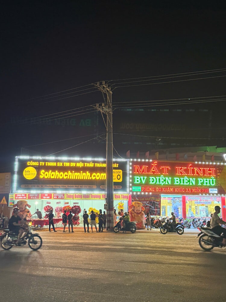 Cửa hàng bán nội thất ghế sofa tại ql1k dĩ an